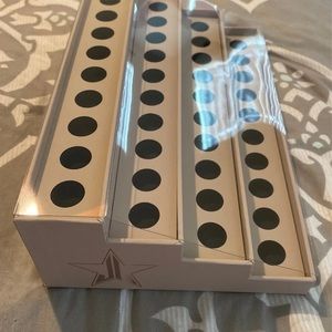 Jeffree Star lippie holder